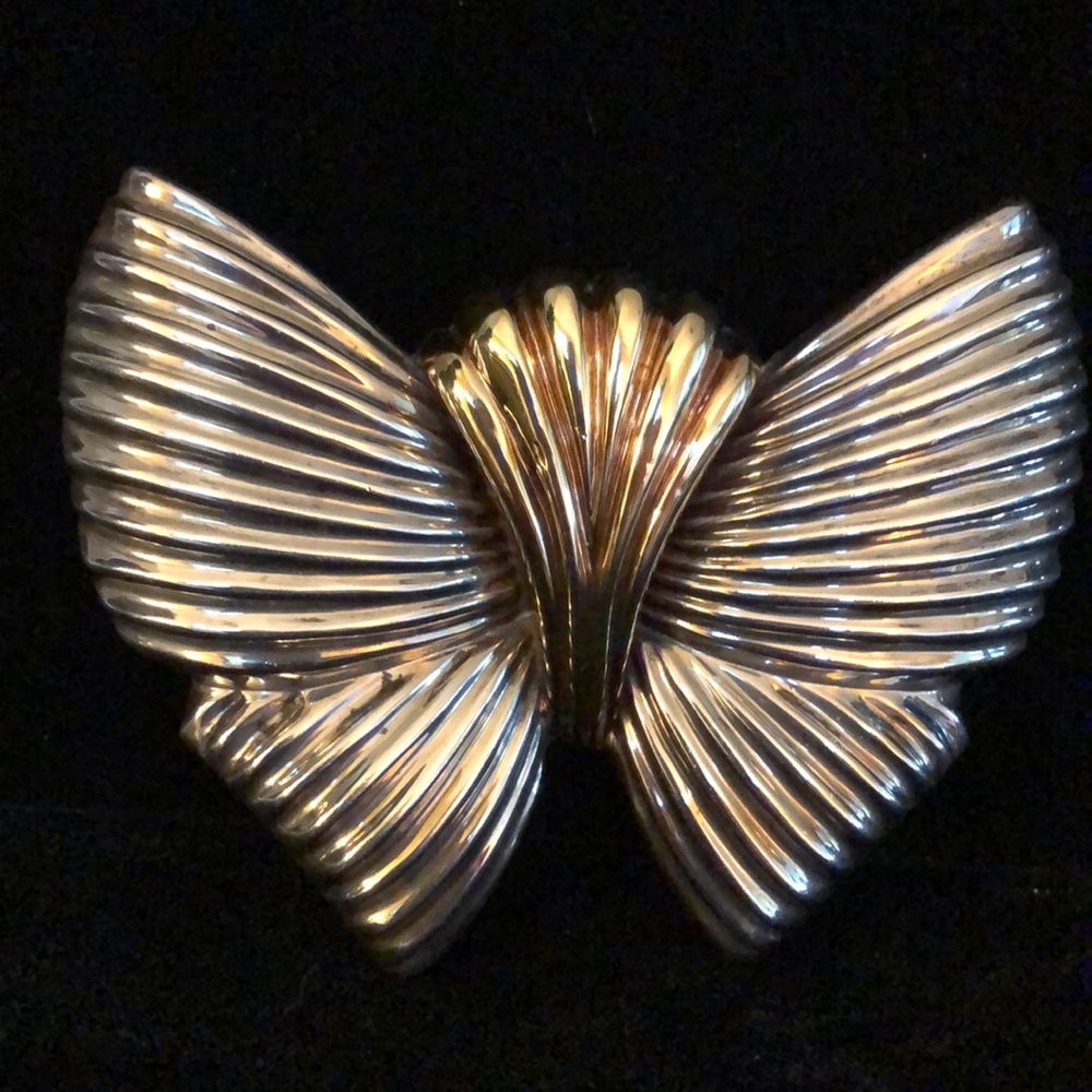 Large Vintage Sterling Silver & 18k Gold Pin